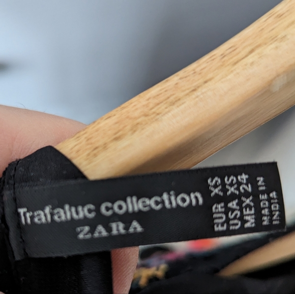 Zara embroidered shirt - Picture 4 of 4